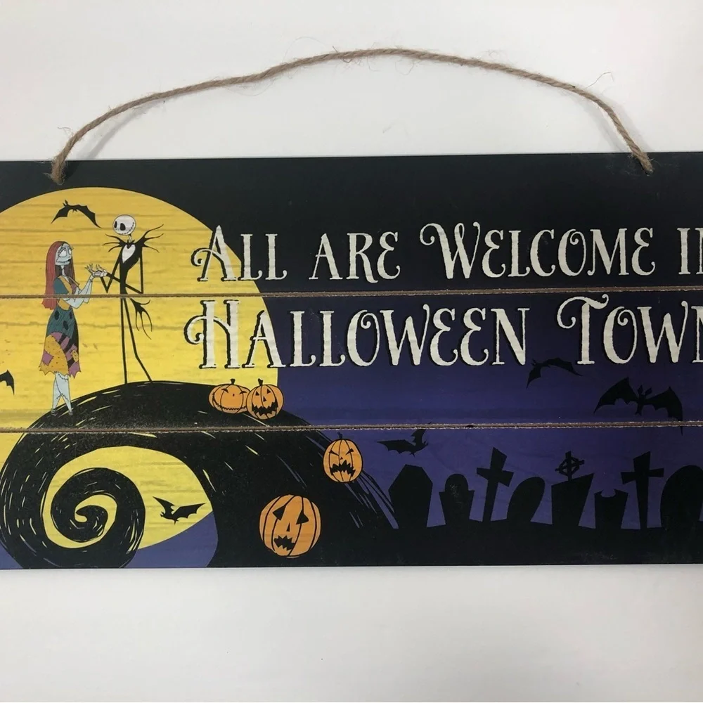 Hanging Sign “Nightmare B4 Christmas”